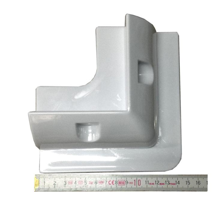 Esquina de fijación para panel en autocaravana