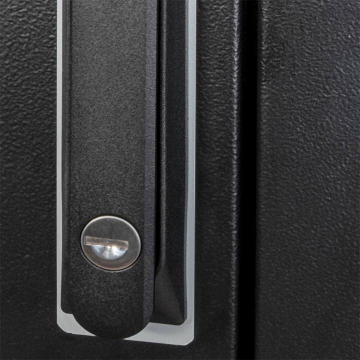 Armoire Rack 19'' 32U pour pylontech porte noire et verre trempé