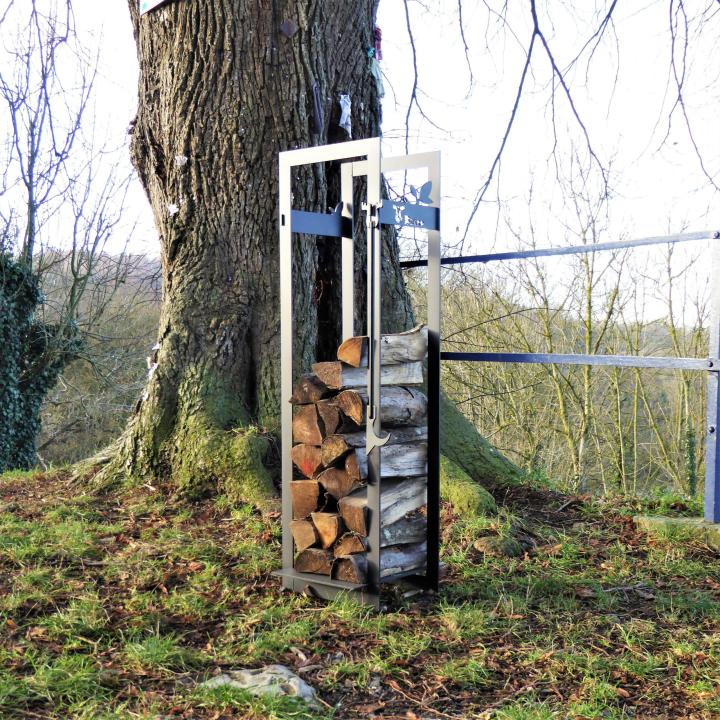 Holzscheitaufbewahrung "Bpyôkki"