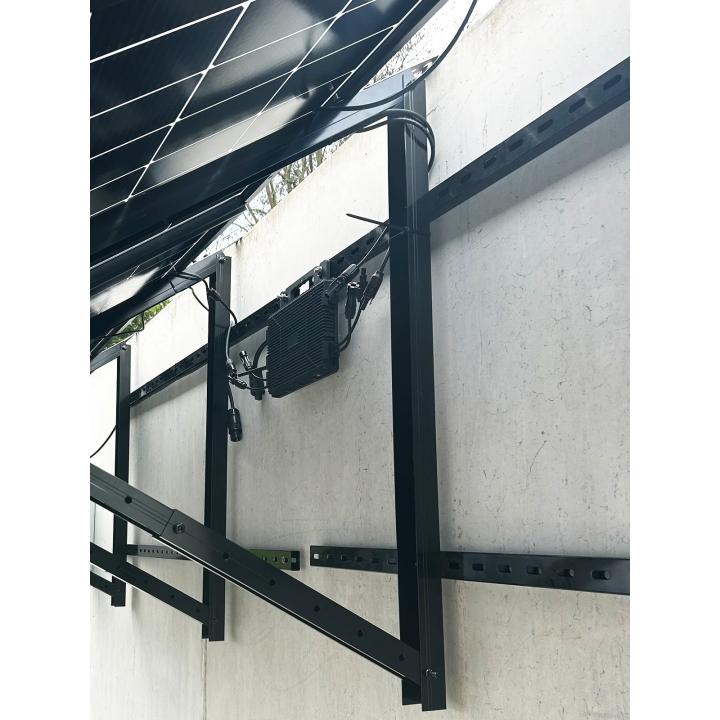 Plug and play installation with balcony mounting system
