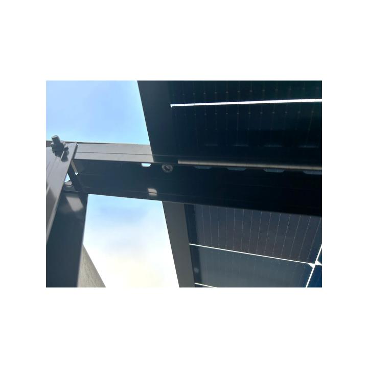 900Wp Plug & Play Kit | Install your Solar Energy in the blink of an eye