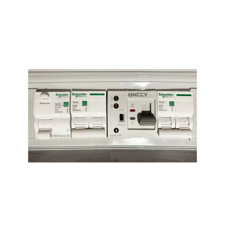 230V 25A Wechselrichterbox mit Steckdose | Sichere und einphasige Stromversorgung