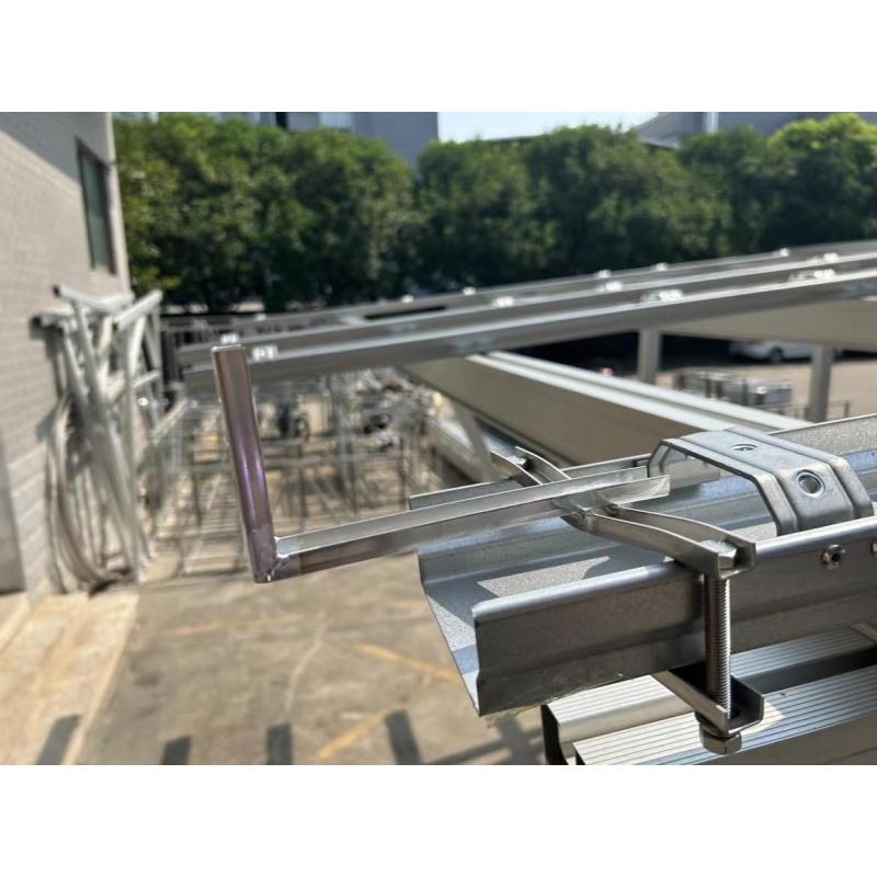 Solar-Carport aus Aluminium mit 15 Modulen