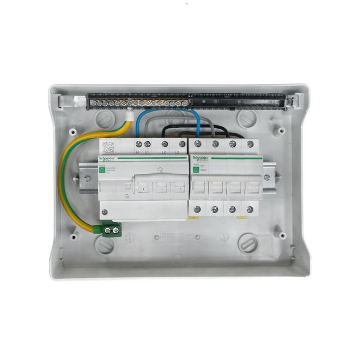 A parafoudre box with a 2-entry sectioner
