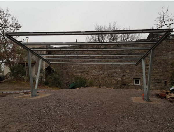 Carport sans panneaux solaires